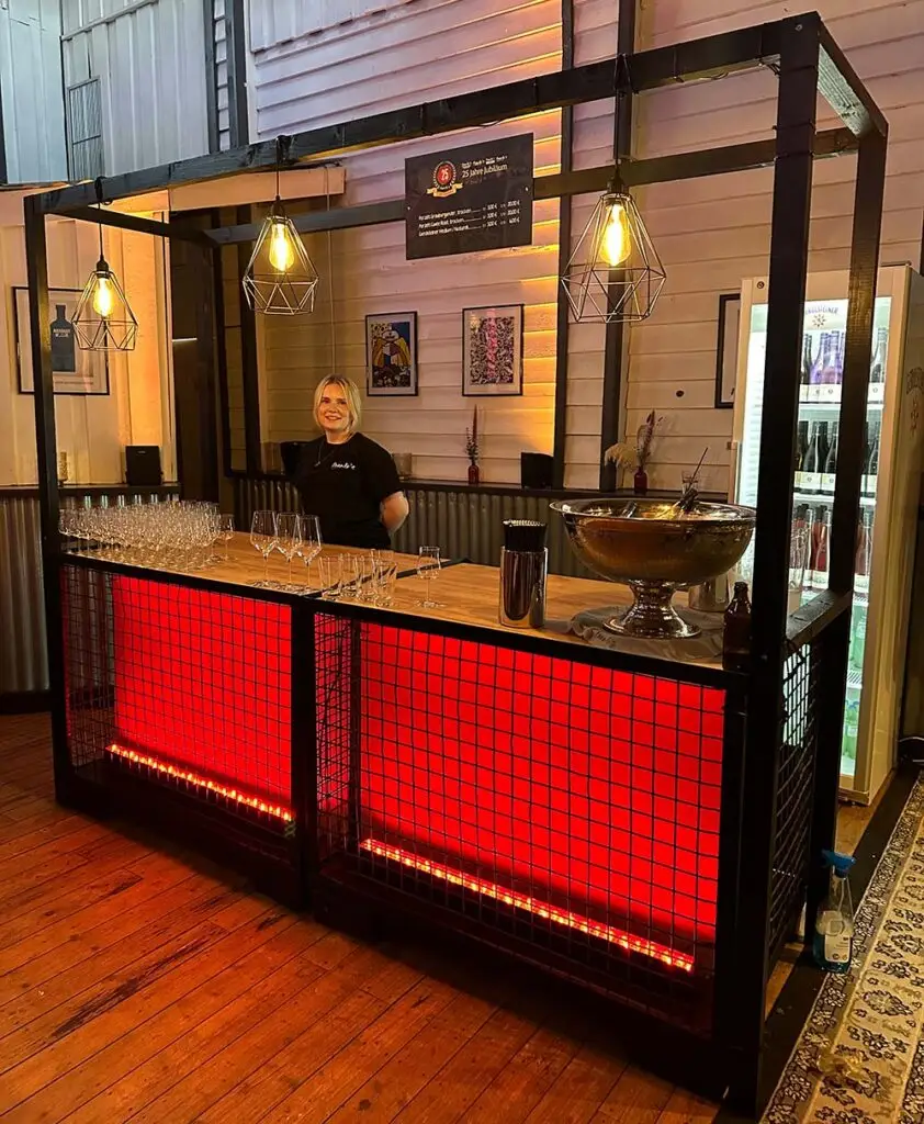 Gitterbox Theke, schwarz matt mieten bei Eventall